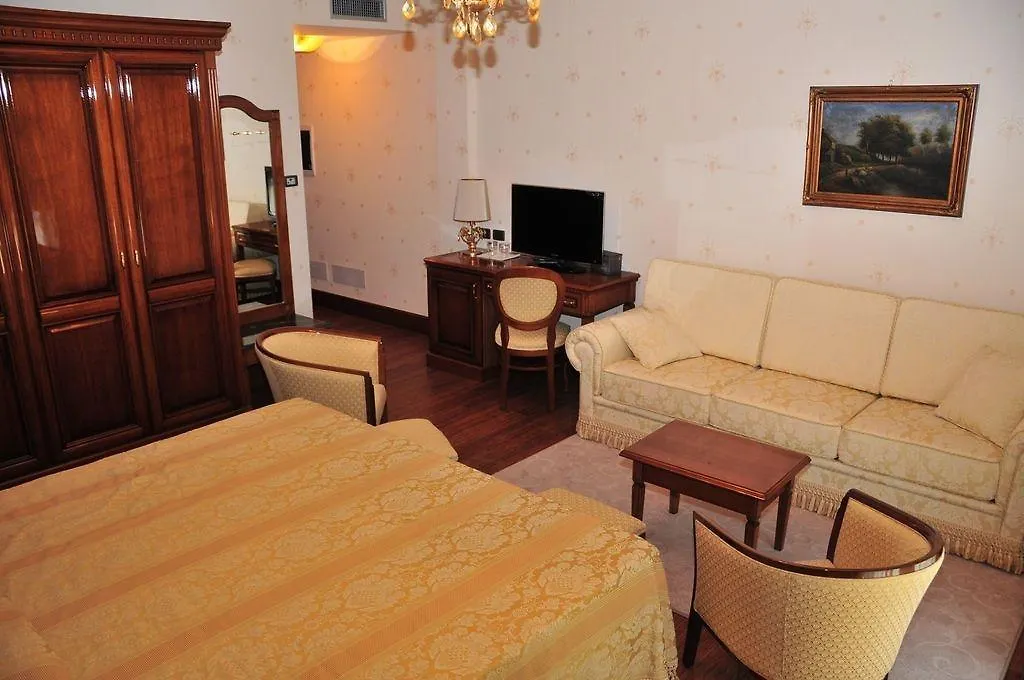 Hotel Borgo Don Chisciotte Modica 4*,  Italia