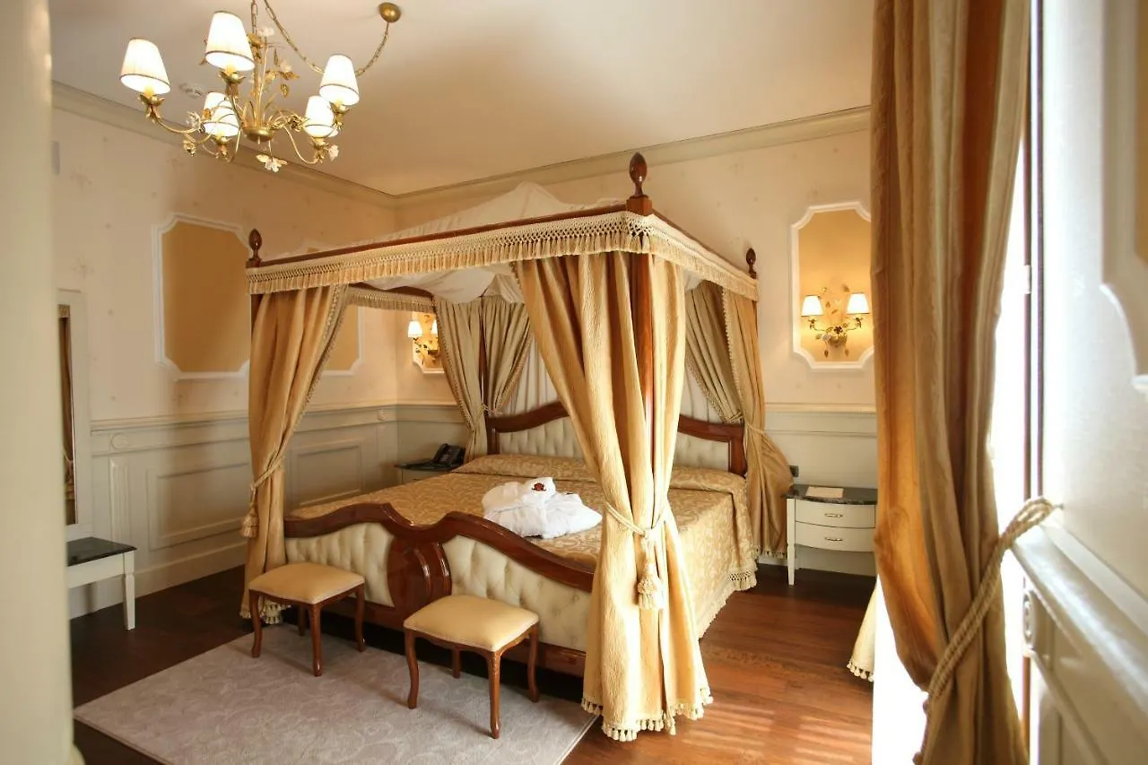 Hotel Borgo Don Chisciotte Modica 4*,  Italia
