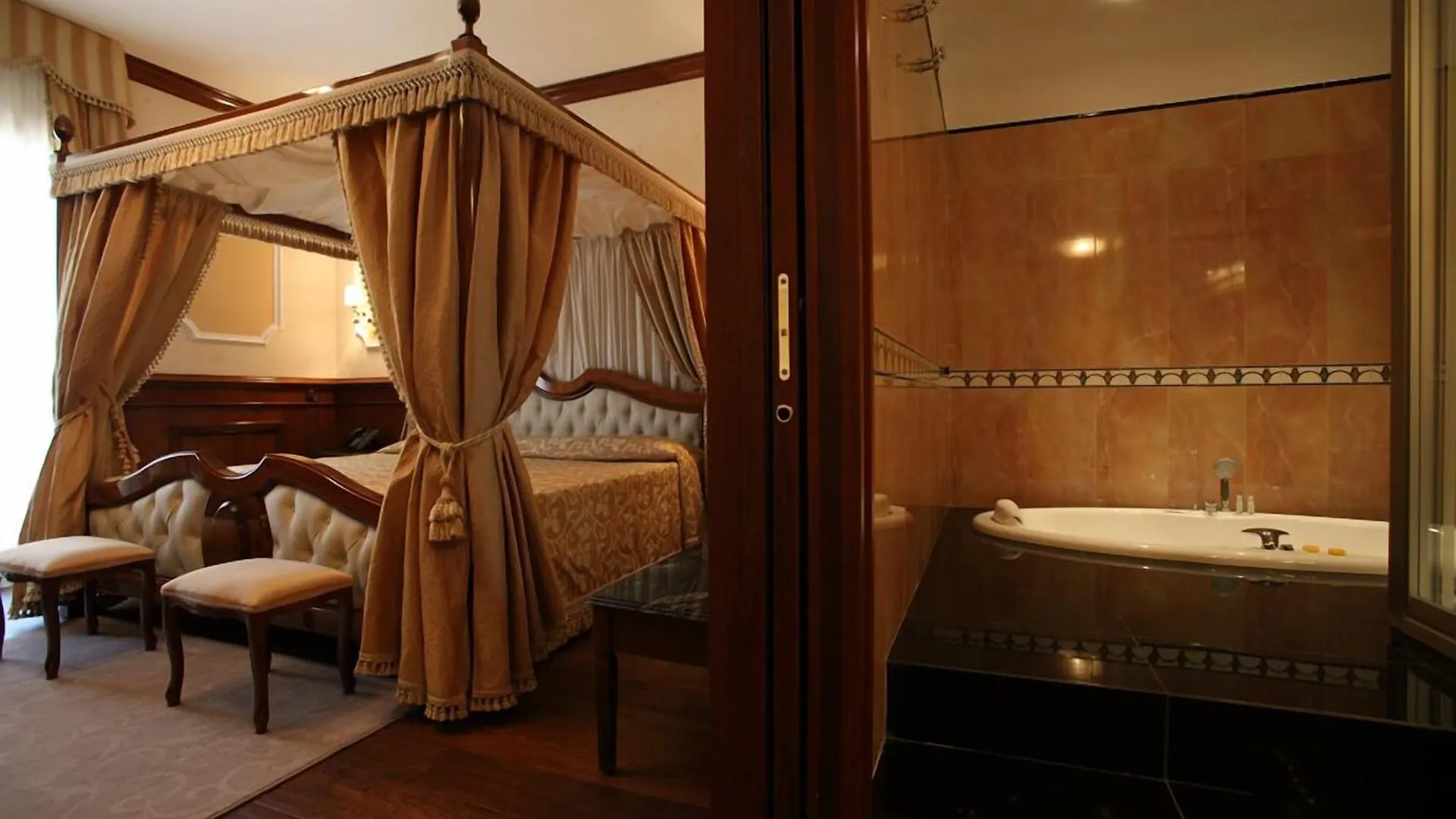 Hotel Borgo Don Chisciotte Modica 4*,